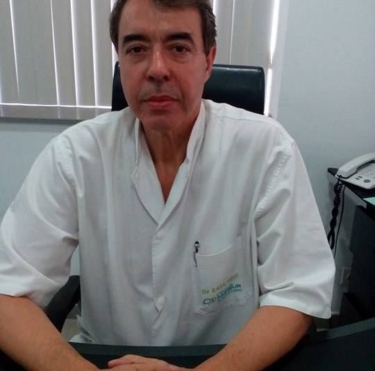 Docteur Hedi Saya - Chirurgien ophtalmologue Tunisie