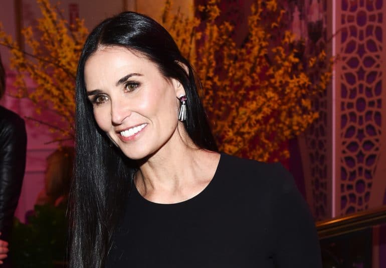 Demi Moore chirurgie esthétique