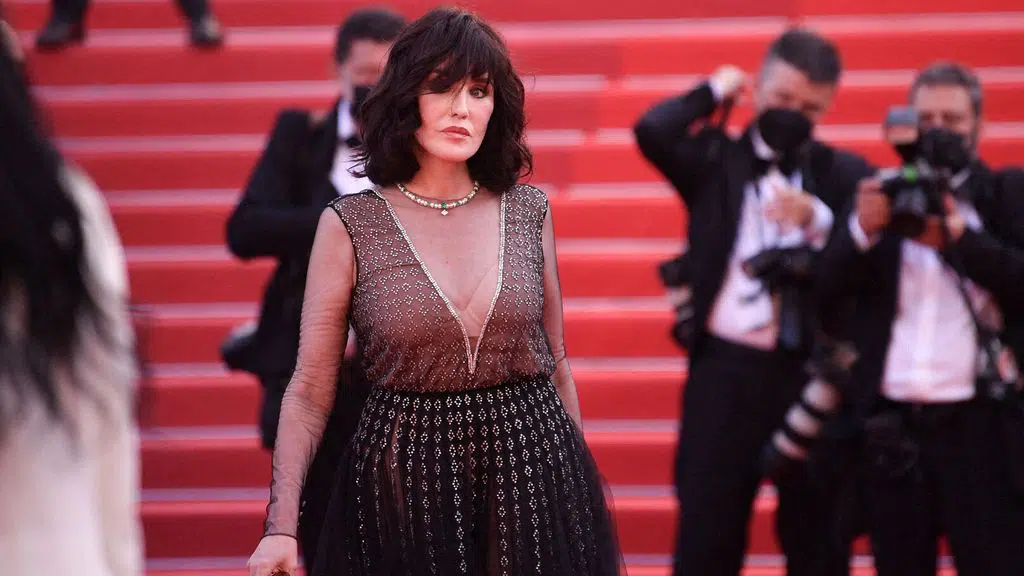 Isabelle Adjani sur le tapis rouge à Cannes