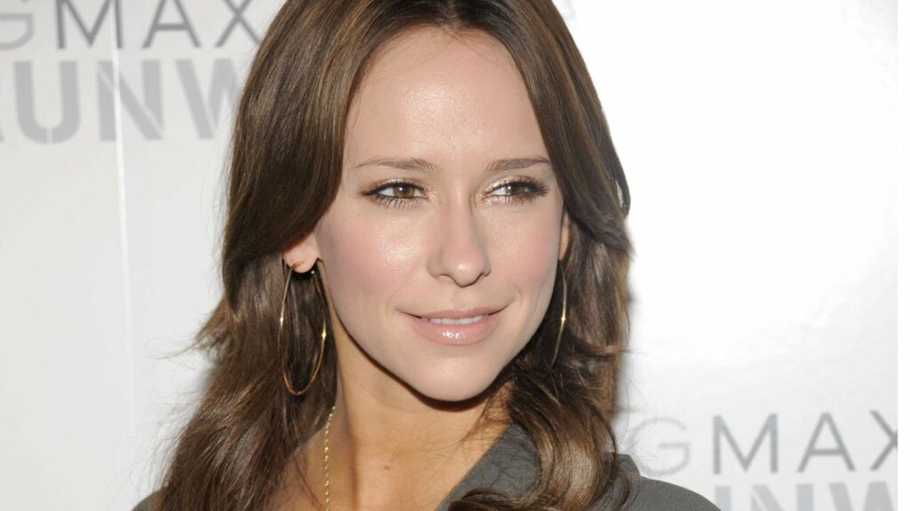 jennifer love hewitt chirurgie esthétique