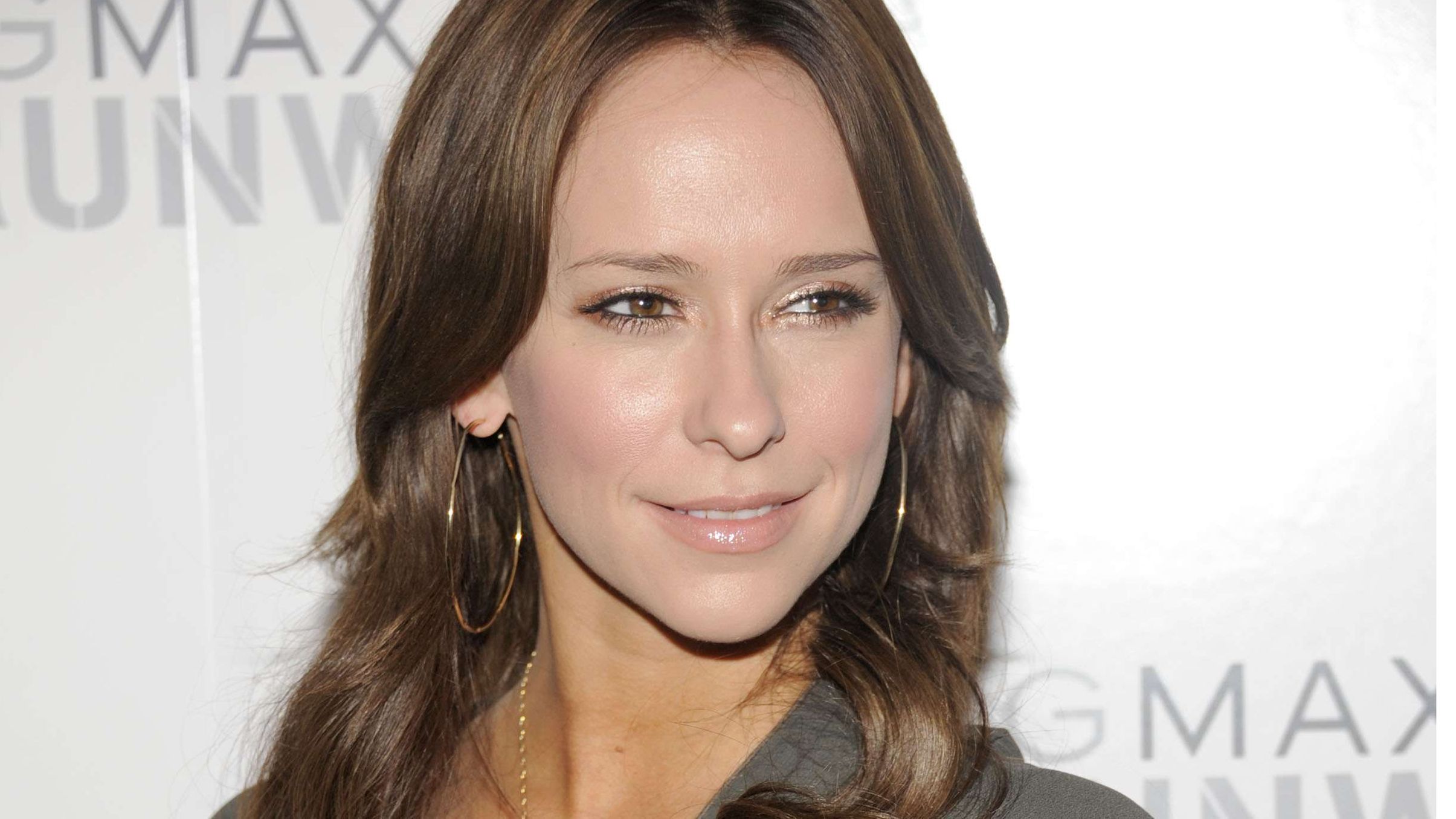 Jennifer Love Hewitt Les Mystères de sa Transformation et la Vérité sur la Chirurgie Esthétique