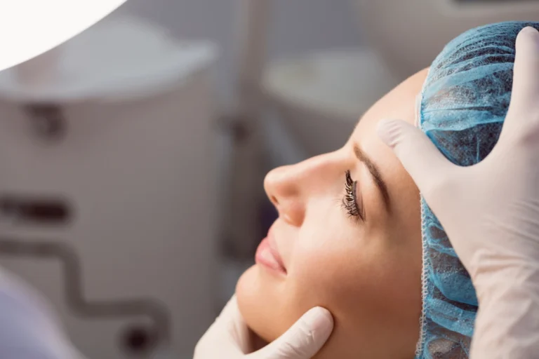 Lipofilling du visage en Turquie