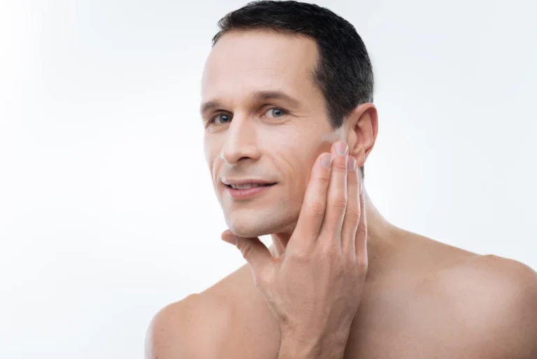 Lifting facial chez l’homme