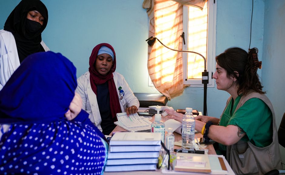 Cosmetic surgery clinic in Tunisia with modern equipment and professional medical team
