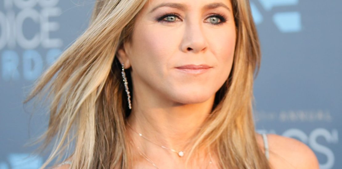 Jennifer Aniston chirurgie esthétique